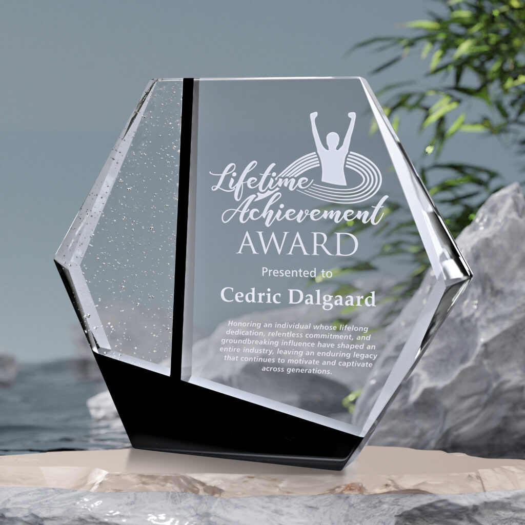 Commander Award, Optic