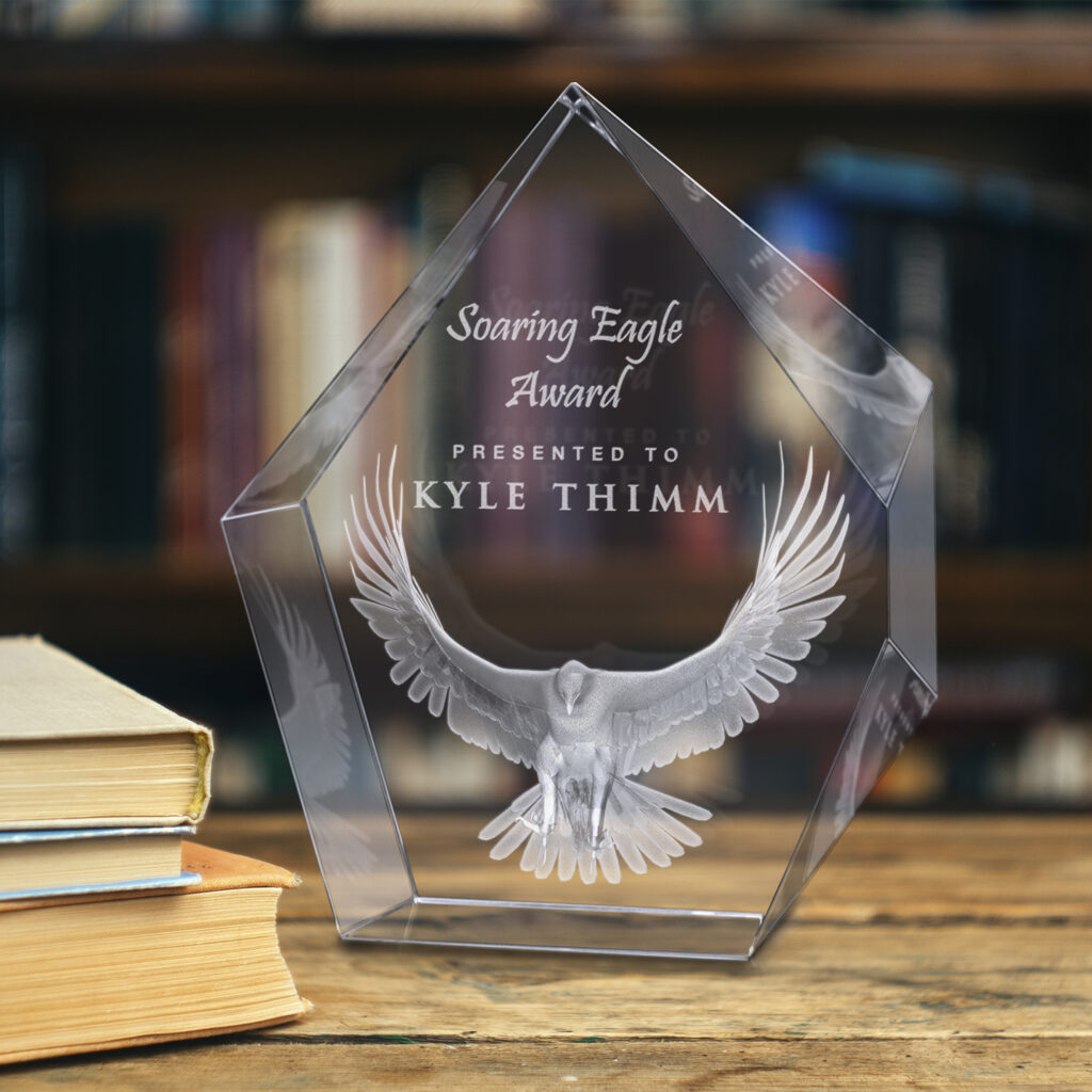 Larsmont Award, Optic