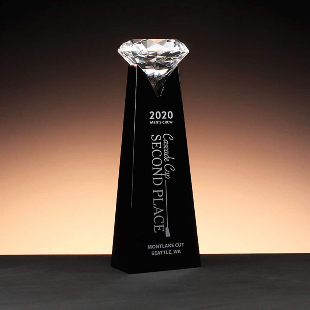 Rising Diamond, Optic