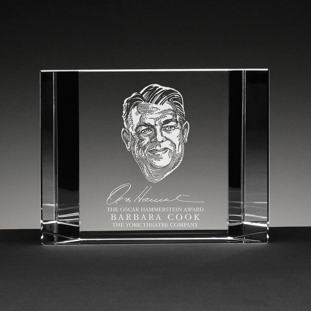 Stately Award, Optic